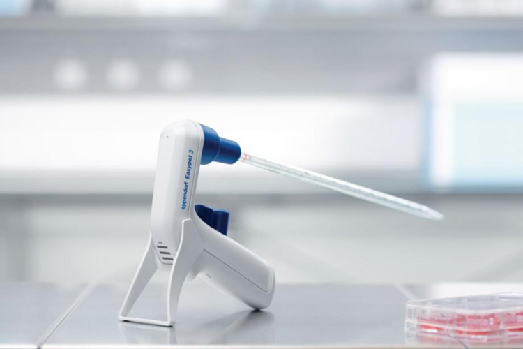 德G艾本德Eppendorf Easypet? 3電動移液器